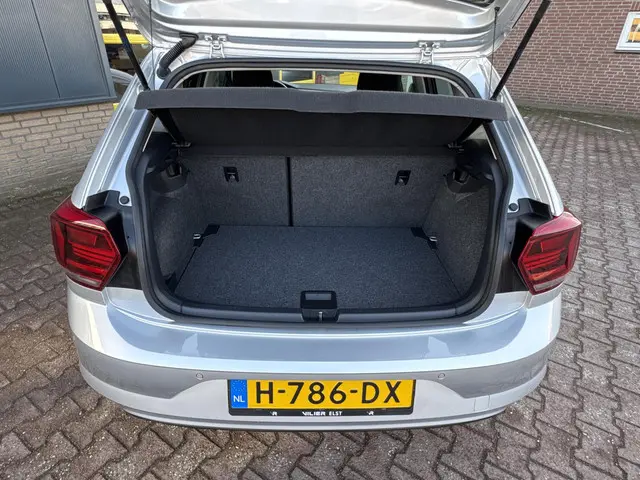 Volkswagen Polo 1.0 TSI Comfortline 2020 Benzine 6