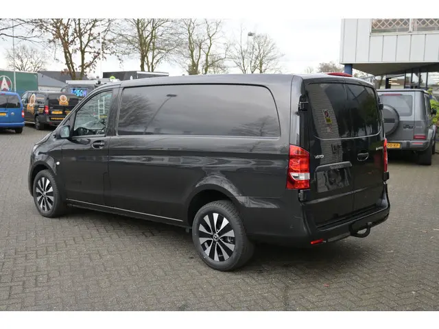 Mercedes-Benz Vito 114 CDI L2 Select 2024 Diesel 10