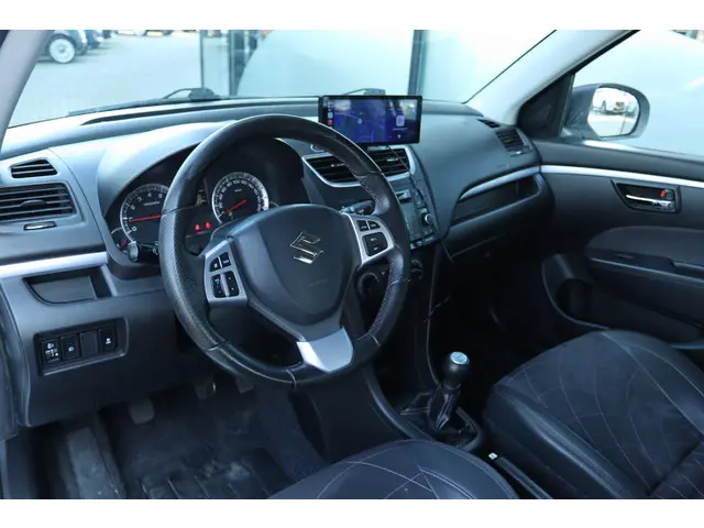Suzuki Swift 1.2 COMFORT EASSS X-TRA 2015 Benzine 3