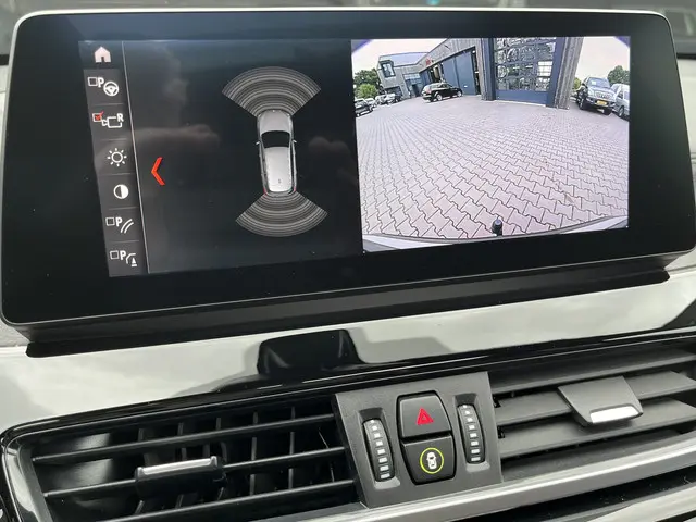 BMW X1 sDrive20i 192PK VDL Nedcar Edition 2019 Benzine 26
