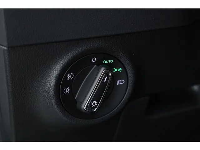 Škoda Karoq 1.5 TSI ACT DSG 2019 Benzine 8