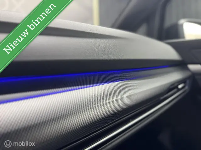 Volkswagen Golf 1.5 eHybrid GTE 2024 Hybride Benzine 34