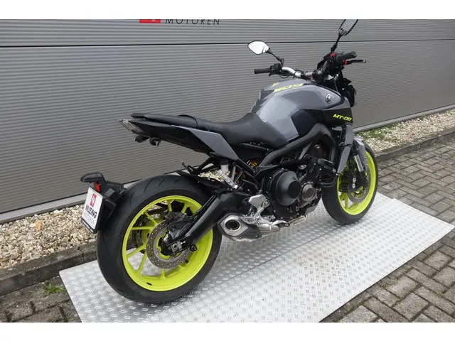 Yamaha MT 09 ABS 2017 Benzine 25