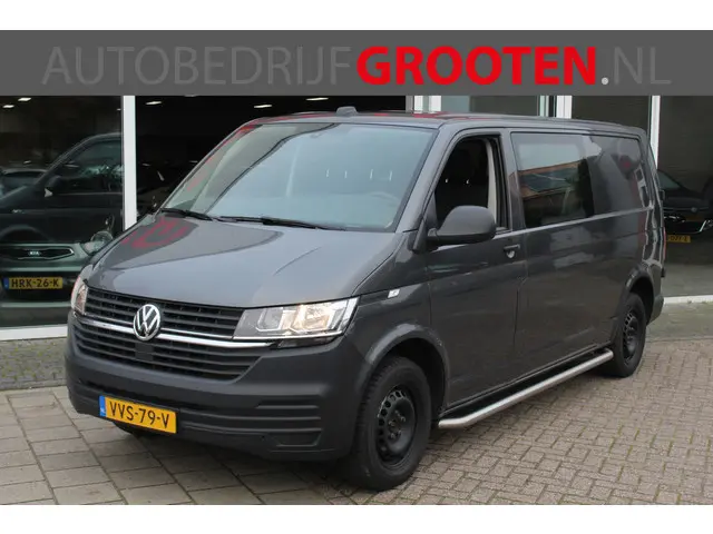 Volkswagen Transporter 2.0 TDI L2H1 DUBB CAB 2023 Diesel