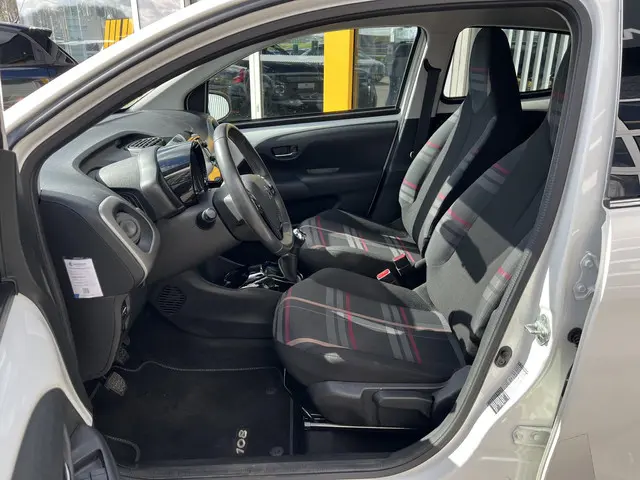 Peugeot 108 1.0 e-VTi Première 2015 Benzine 7