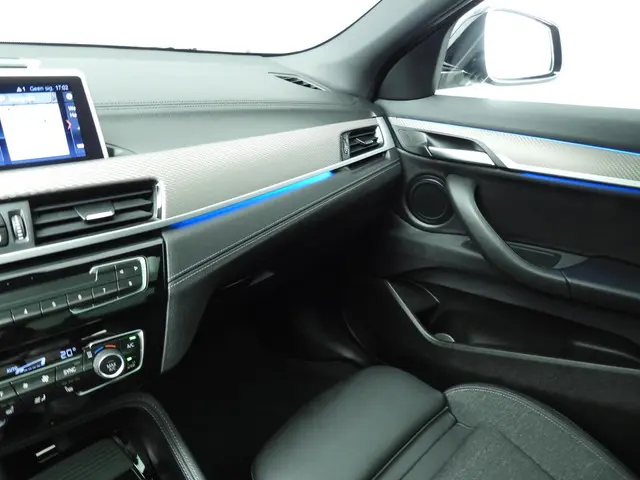 BMW X2 xDrive25e 2021 Hybride Benzine 23