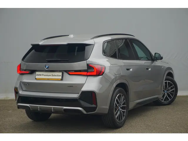 BMW iX1 eDrive20 2025 Elektrisch 2