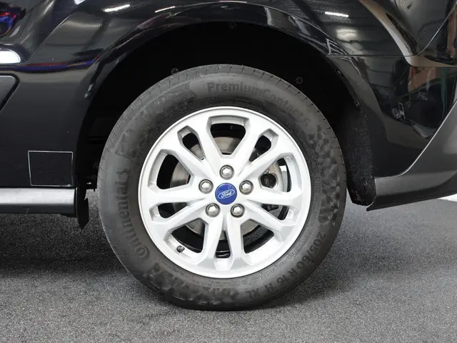 Ford Transit Connect 1.5 EcoBlue L2 Trend 2023 Diesel 6