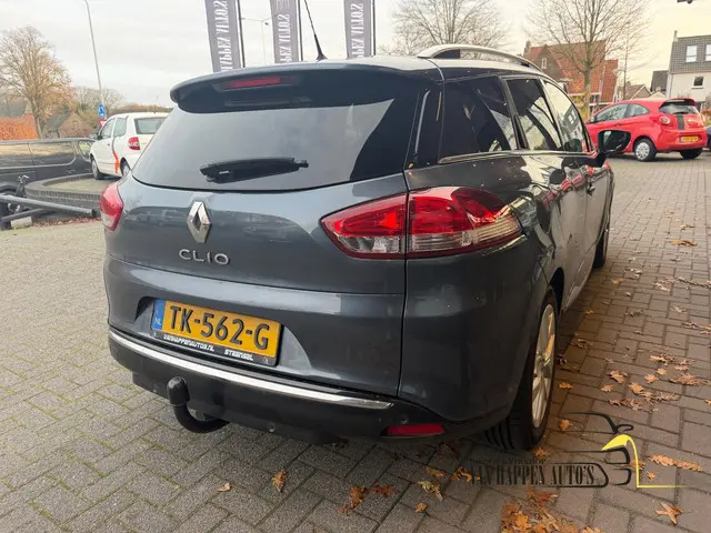 Renault Clio Estate 0.9 TCe Limited 2018 Benzine 10