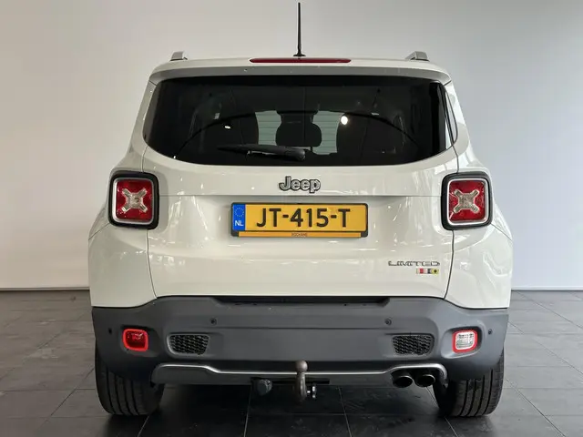Jeep Renegade 1.4 MultiAir Opening Edition 2015 Benzine 18