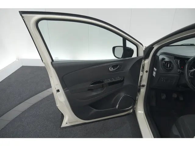 Renault Captur TCe 90 Dynamique 2017 Benzine 60