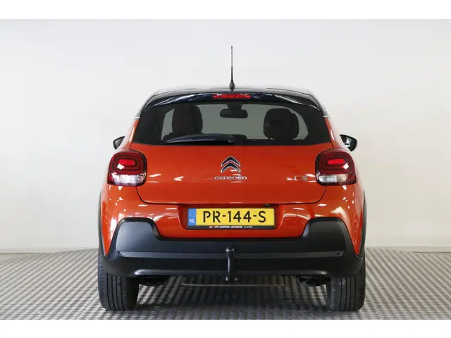 Citroën C3 1.2 PureTech Shine 2017 Benzine 10