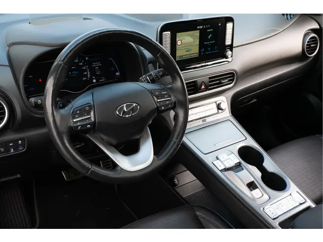Hyundai Kona EV Premium 64 kWh SOH 93% 2019 Elektrisch 12