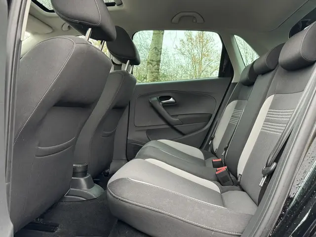 Volkswagen Polo 1.2 Easyline 2013 Benzine 19