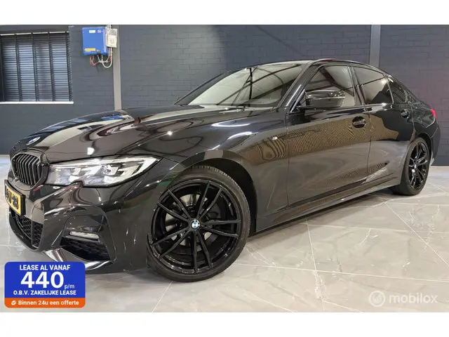 BMW 3 Serie M 320i xDrive High Executive 2019 Benzine