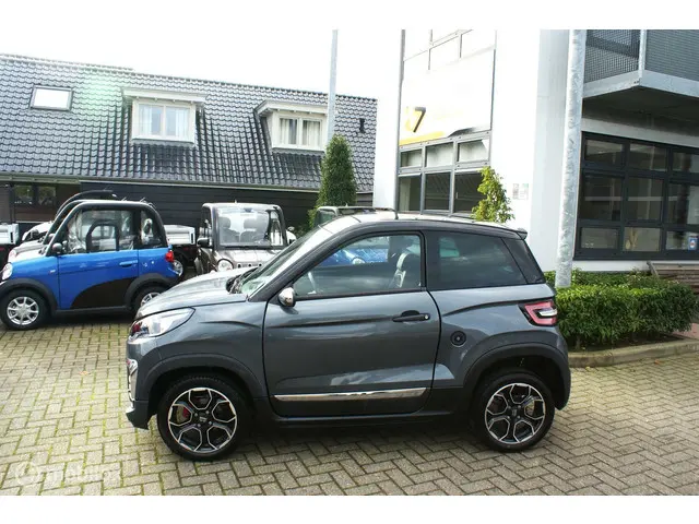 Ligier JS60 Brommobiel Chic 2020 Diesel 2