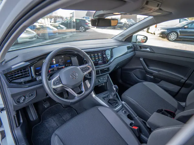 Volkswagen Polo 1.0 TSI Life Edition 2025 Benzine 12