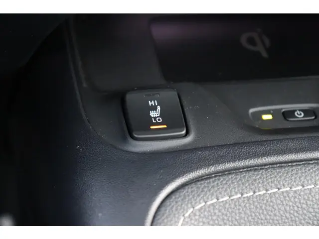 Toyota Corolla Hybrid 140 Dynamic 2024 Hybride Benzine 25