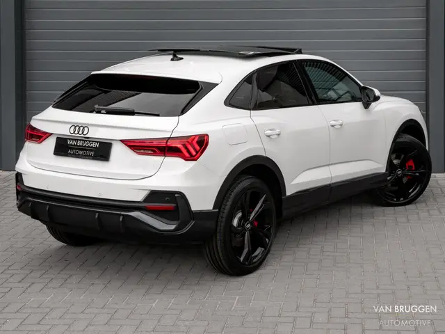 Audi Q3 Sportback 45 TFSI e S-Line 2022 Hybride Benzine 34