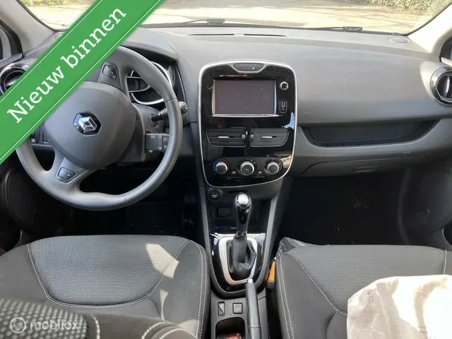Renault Clio 1.2 Dynamique 5-deurs 2015 Benzine 7