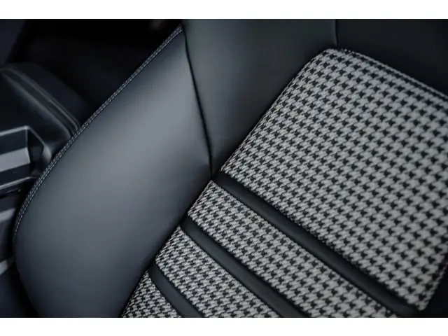 Porsche Cayenne Coupé E-Hybrid 2023 Hybride Benzine 29