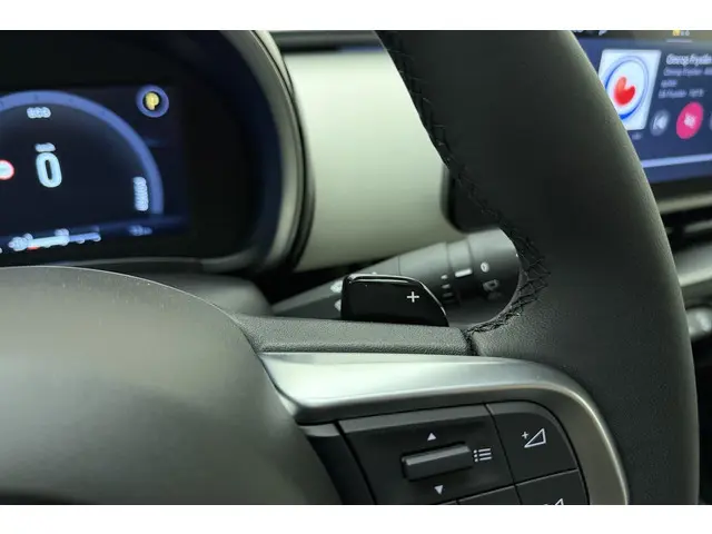 Fiat 600 1.2 Hybrid La Prima 2025 Hybride Benzine 22