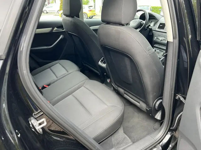 Audi Q3 1.4 TFSI CoD Adrenalin Automaat 2016 Benzine 14