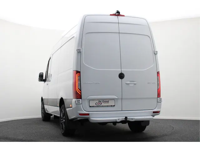 Mercedes-Benz Sprinter 317 CDI AUT. L2H2 2023 Diesel 18