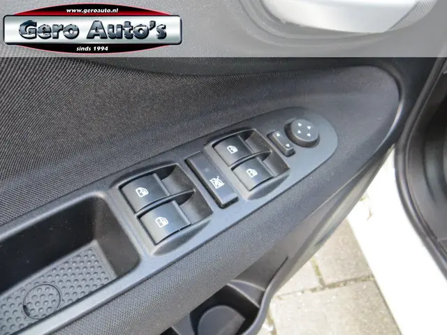 Fiat Punto Evo 0.9 TwinAir Lounge 2017 Benzine 4