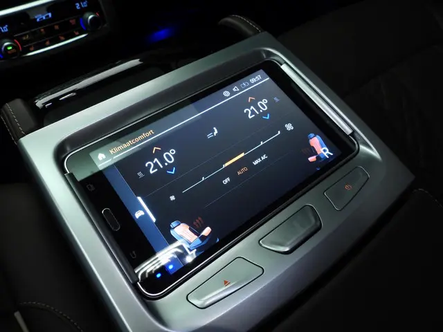 BMW 7 Serie 750i xDrive 2021 Benzine 25