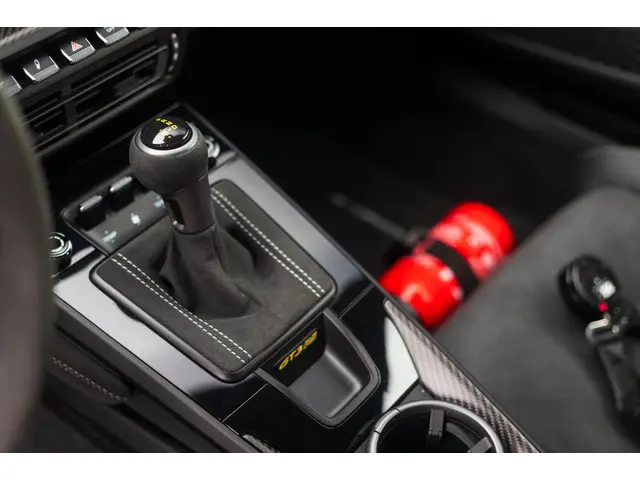 Porsche 911 4.0 GT3 RS 2023 Benzine 17