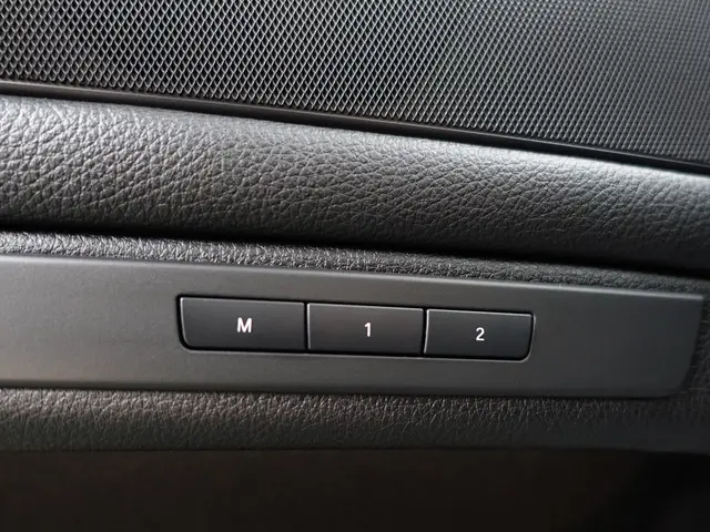 BMW 5 Serie 528i High Executive+ Aut- 2012 Benzine 23