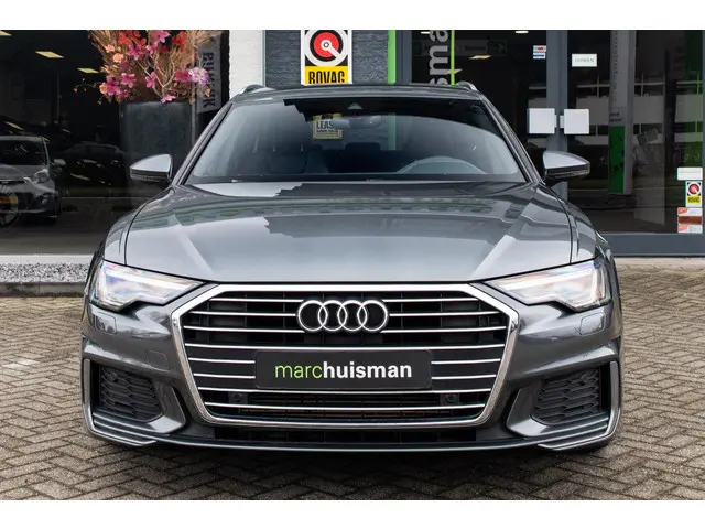 Audi A6 Avant 45 TFSI Sport S line edition 2019 Benzine 4