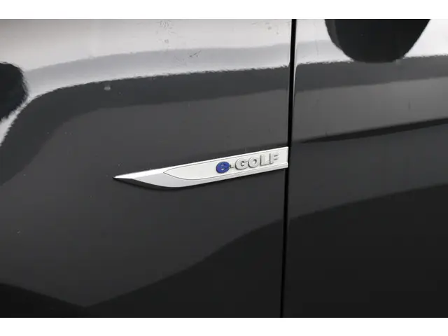 Volkswagen e-Golf - 2018 Elektrisch 13