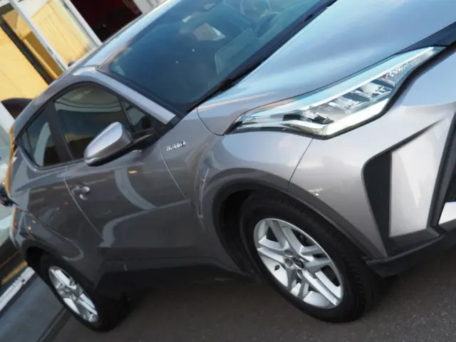 Toyota C-HR 1.8 Hybrid 2021 Hybride Benzine 7