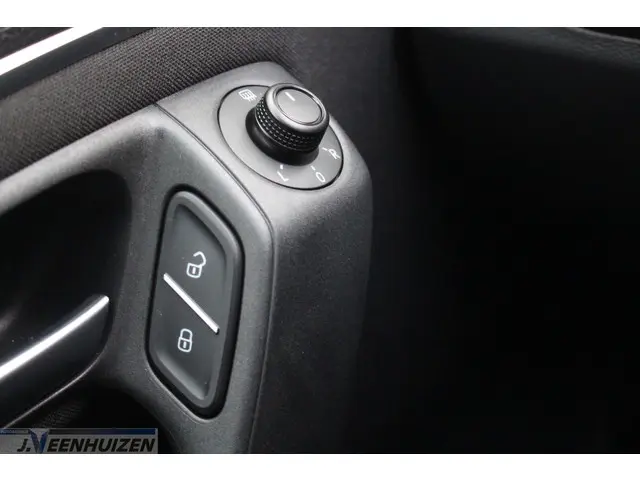 Volkswagen Polo 1.2 TSI Highline 2015 Benzine 16