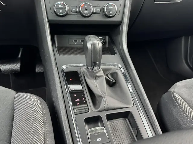 SEAT Ateca 1.5 TSI STYLE 2019 Benzine 22