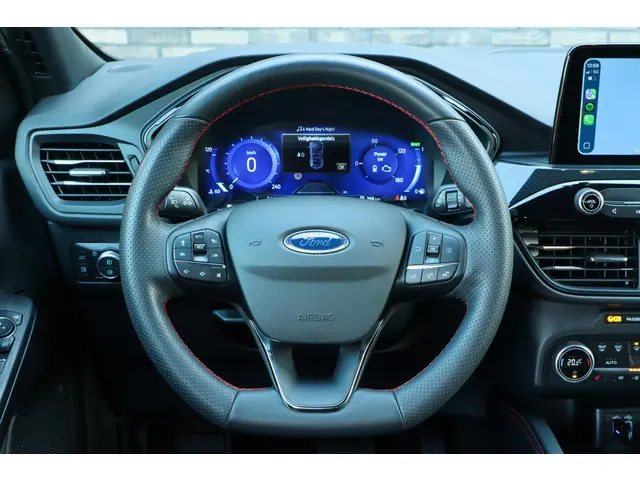 Ford Kuga 2.5 PHEV ST-Line X 2021 Hybride Benzine 25
