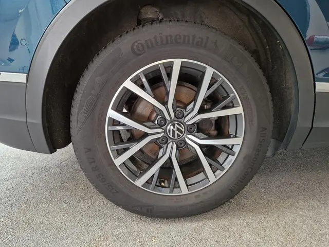 Volkswagen Tiguan 1.5 TSI Life Business 2021 Benzine 30