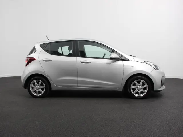 Hyundai i10 1.0i Comfort 2018 Benzine 8