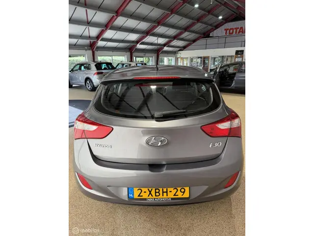 Hyundai i30 1.4 Clima/Cruise/Apk 2012 Benzine 11