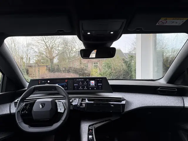 Peugeot 5008 1.2 Hybrid 145 Allure 2025 Hybride Benzine 4