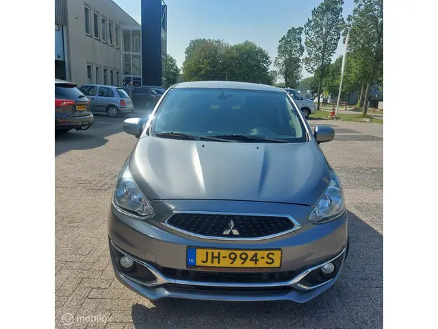 Mitsubishi Space Star 1.0 Cool+ 2016 Benzine 16