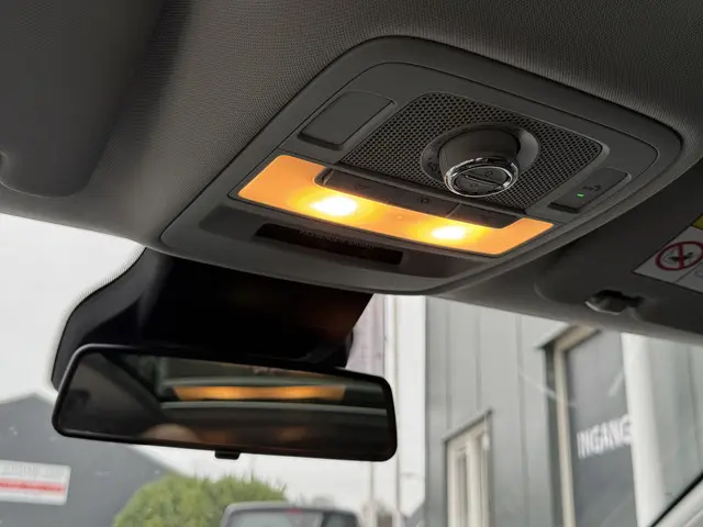 MG ZS EV MG Luxury 45 kWh 140pk 2020 Elektrisch 46