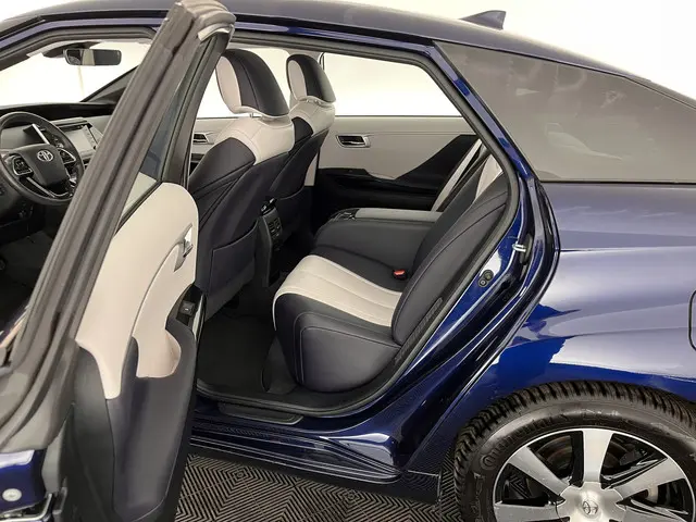Toyota Mirai FCV Executive [ HYDROGEN ] 2020 Elektrisch 9