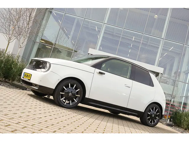 Honda e ADVANCE 17" 2022 Elektrisch 14