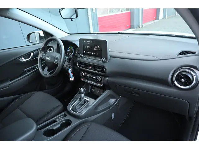 Hyundai Kona 1.6 GDI HEV Comfort 2022 Hybride Benzine 13