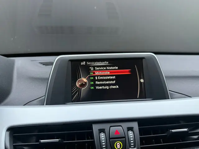 BMW X1 SDrive18i|Automaat 2016 Benzine 41