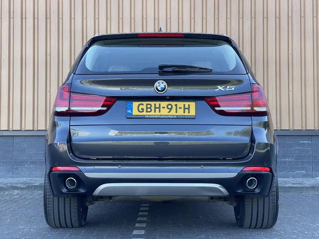 BMW X5 xDrive30d High Executive 2015 Diesel 5
