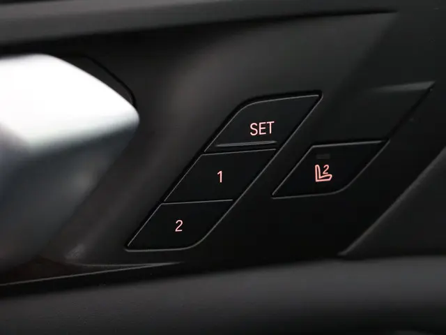 BMW X5 xDrive45e High Executive 2023 Hybride Benzine 23